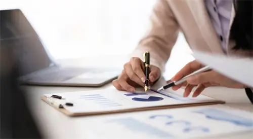 腊肉猪蹄美食做法